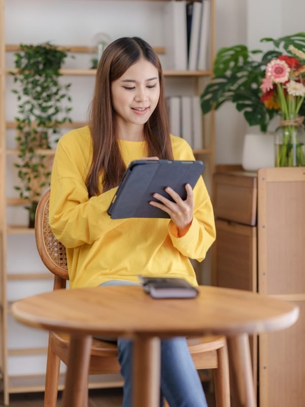 beautiful-asian-business-woman-working-at-home-using-digital-tablet-with-peace-of-mind-.jpg beautiful-asian-business-woman-working-at-home-using-digital-tablet-with-peace-of-mind-.jpg